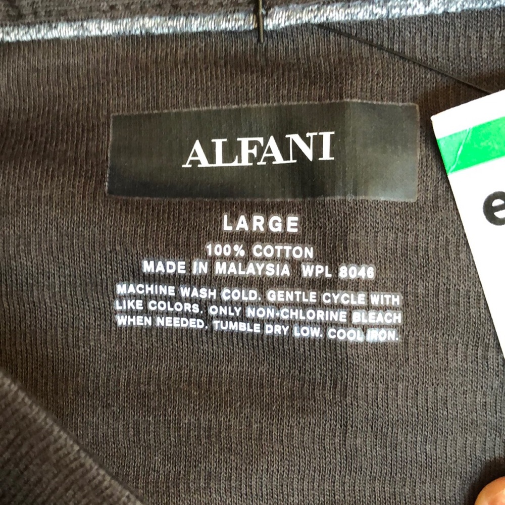 button down - Picture 3 of 4